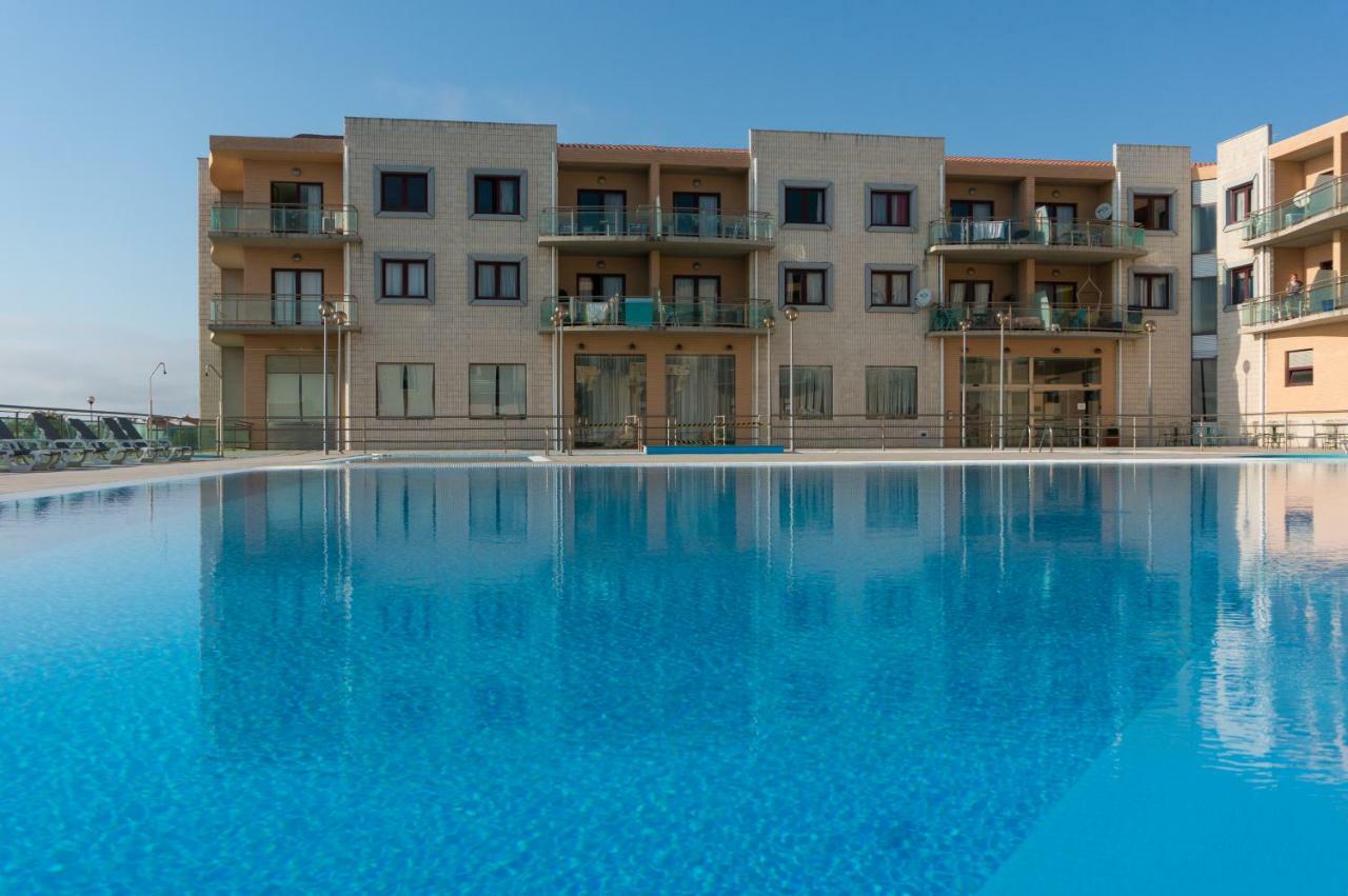 Beach House Ерісейра Екстер'єр фото